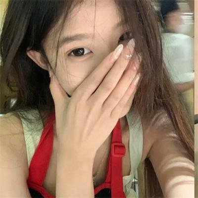 扬眉女导甘比茵